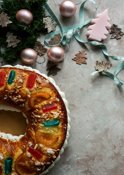 roscon de reyes, rosca de reyes or   Epiphany cake, Kings cake