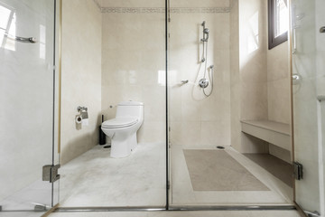 Beautiful Large Bathroom.