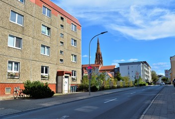 Demmin Kahldenstraße - Alte und neue Architektur