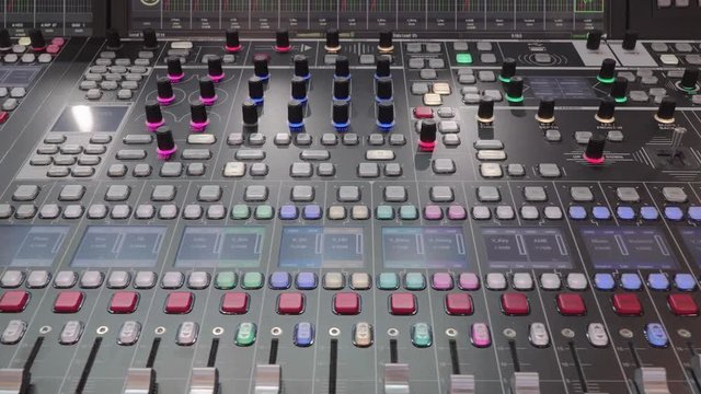 Large mixing console for sound control