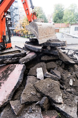 Fototapeta premium breaking out asphalt