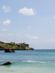 Naklejka premium beautiful coastal scenery along the Bali coastline