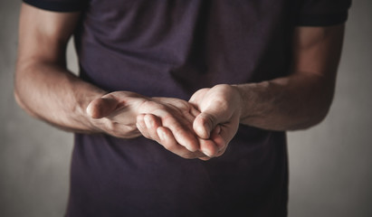 Caucasian man with fingers pain.