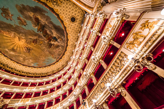 Teatro Di San Carlo, Naples Opera House