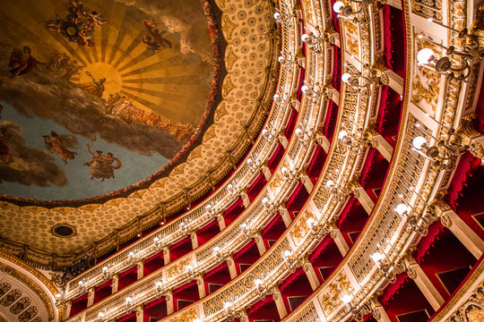 Teatro Di San Carlo, Naples Opera House