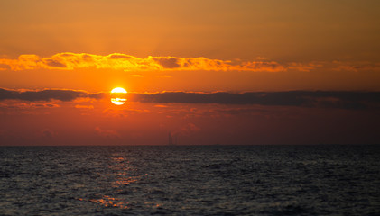 Восход на Бакинской бухте в ноябре  
