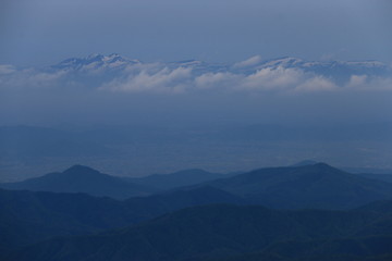 Fototapeta premium 早池峰山山頂から秋田駒ヶ岳を望む