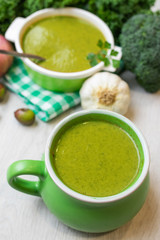 pure or green vegetable soup