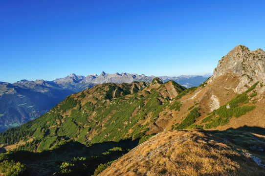 Am Itonskopf oberhalb Bartholom&auml;berg im Montafon