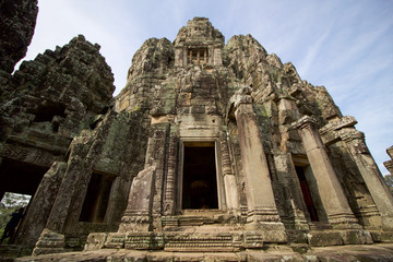 details of angkor thom buddhist temple