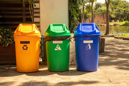 "Public Place Bins" Images – Browse 15 Stock Photos, Vectors, and Video ...