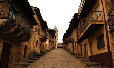 Fototapeta na wymiar Calle típica de Sanabria, Castilla y León, España