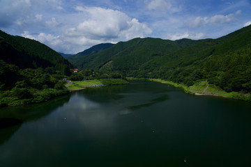 Fototapeta na wymiar 梅田湖