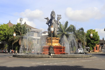 Fototapeta premium A beautiful view of statues in Bali, Indonesia.