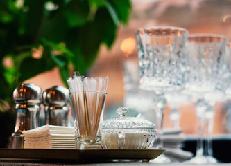 Toothpicks and sugar on the table