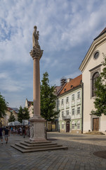 Fototapeta na wymiar column in main square in bratislava center