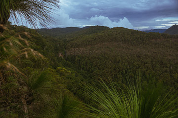Fototapeta na wymiar hiking through Australia