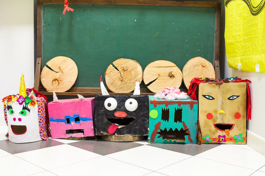 Grupo de cabezudos