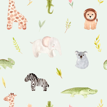 Seamless pattern with cute african animals. Isolated on white background. Summer tropics.