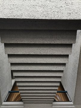 Escaleras, Suben o Bajan? 
