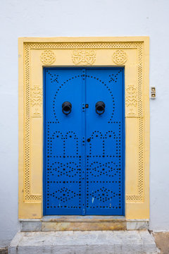 Tunisia, Picturesque whitewashed village of 
Sidi Bou Said
