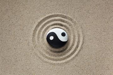 zen garden with stone of yin and yang Top view - obrazy, fototapety, plakaty