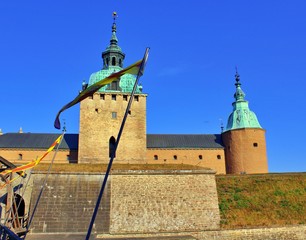 Castle of Kalmar in its full grandup © Stefan
