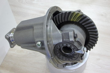 Car Hypoid transmission model - planetary gearing maintenance,  new gear box in section and driven...