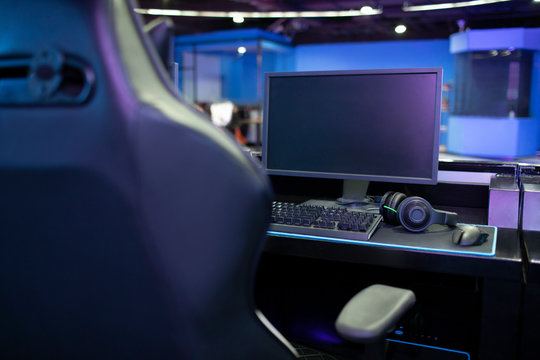 Computer in esports arena