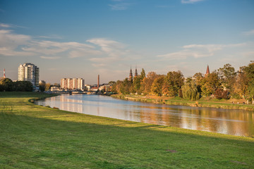 Jesień w mieście, rzeka Odra