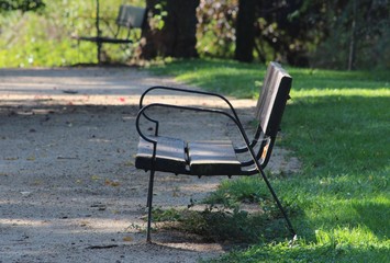 Banco en parque de Madrid