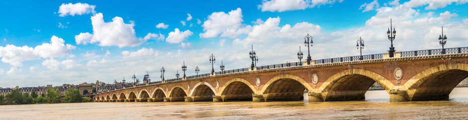 Plakat Old stony bridge in Bordeaux