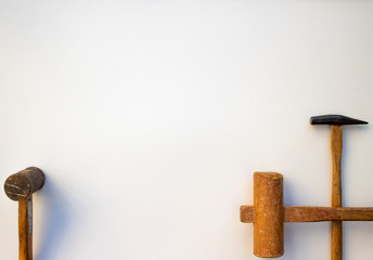 DIY tools - a hammer ando two crossed hammers...