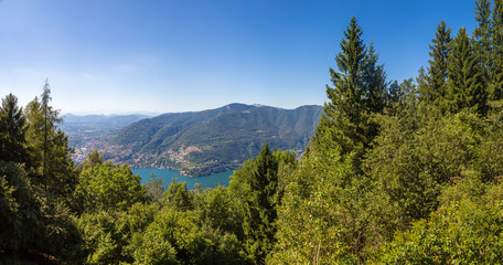 Panoramic view of lake Como in Italy