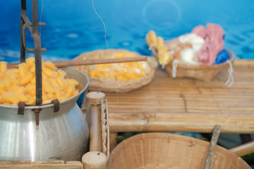 yellow silkworm cocoon shell for making thread