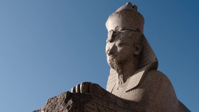TIME-LAPSE: Egyptian stone sphinx - St. Petersburg, Russia