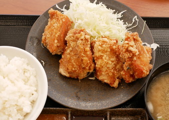 鶏の唐揚げ
