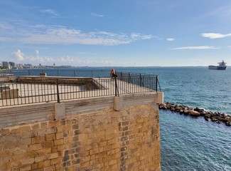 Taranto - Bastione panoramico sul Mar Grande