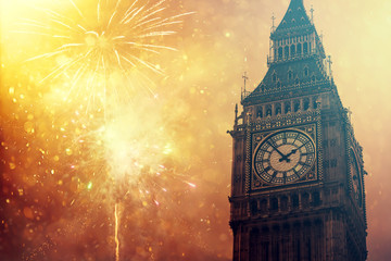 Explosive fireworks around Big Ben. - obrazy, fototapety, plakaty