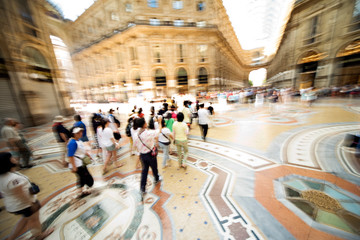 Turisti in galleria