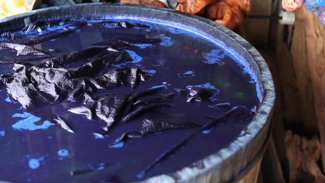 How to made Indigo dyed cloth, Dyed cotton fabric, Cloth in indigo color at Vietnam.