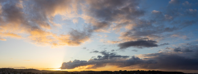 Fototapeta premium piękny wschód słońca na południu Francji