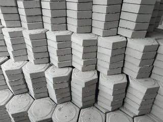 Paving blocks or bricks that are just printed in the home industry are made from sand and cement