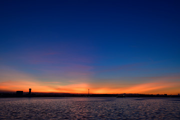 Fototapeta na wymiar 名古屋港からの日の出