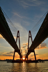 名港西大橋からの日の出