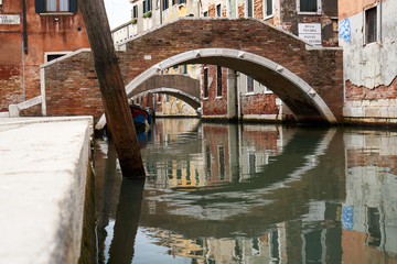Fototapeta na wymiar Kanäle von Venedig