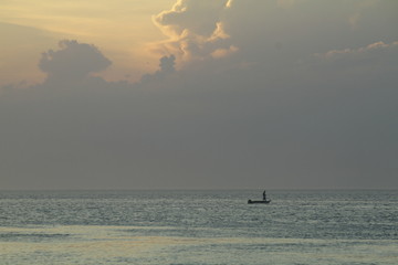 pescando al atardecer