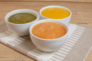 natural tomato, spinach and pumpkin cream