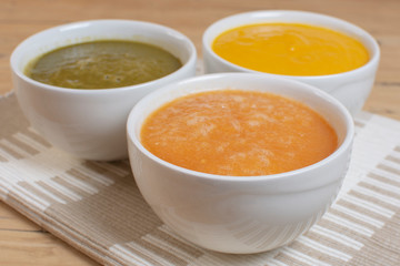 natural tomato, spinach and pumpkin cream