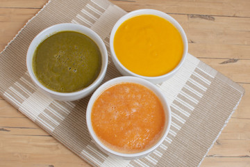 natural tomato, spinach and pumpkin cream